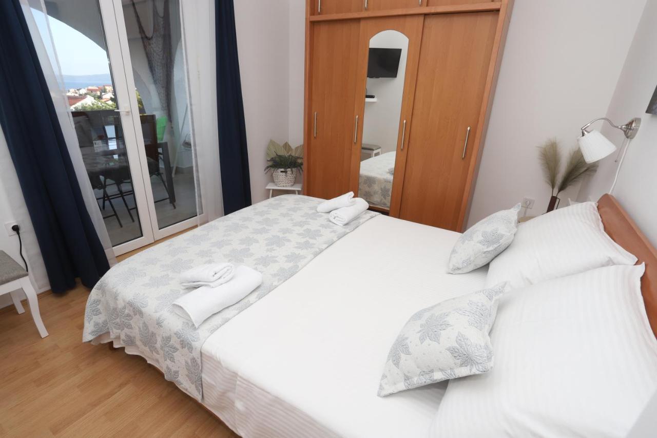 Apartment Relaxing Sea View, Okrug Gornji Exterior photo